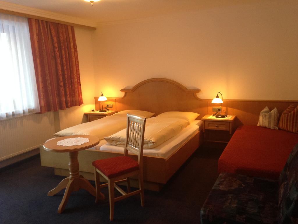 Gmuenderklause Hotel Герлос Екстериор снимка