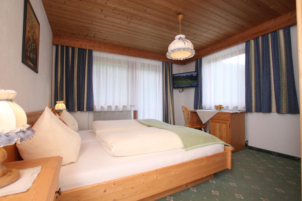 Gmuenderklause Hotel Герлос Екстериор снимка